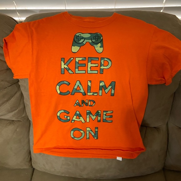 Multiple boys tops! - Picture 6 of 7